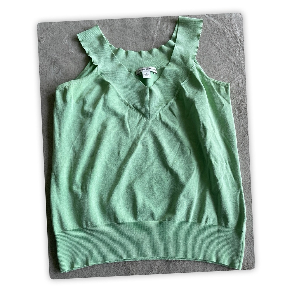 Banana Republic Silk Blend Sleeveless Sweater Tank Top Mint Green Women's M